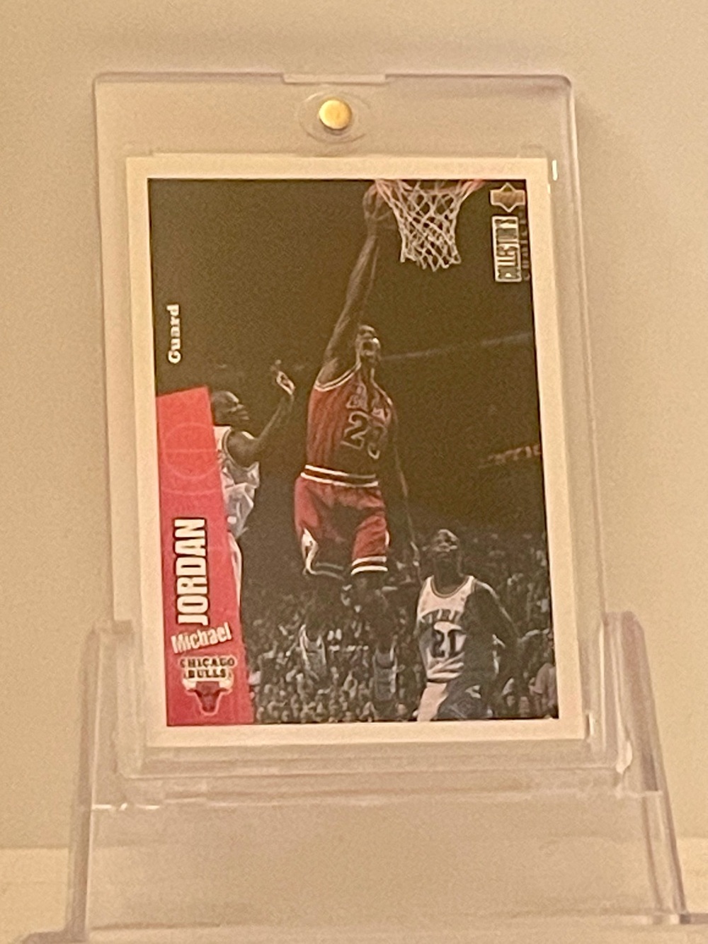 Michael Jordan Collectors choice-Chicago Bulls ships in magnetic case
